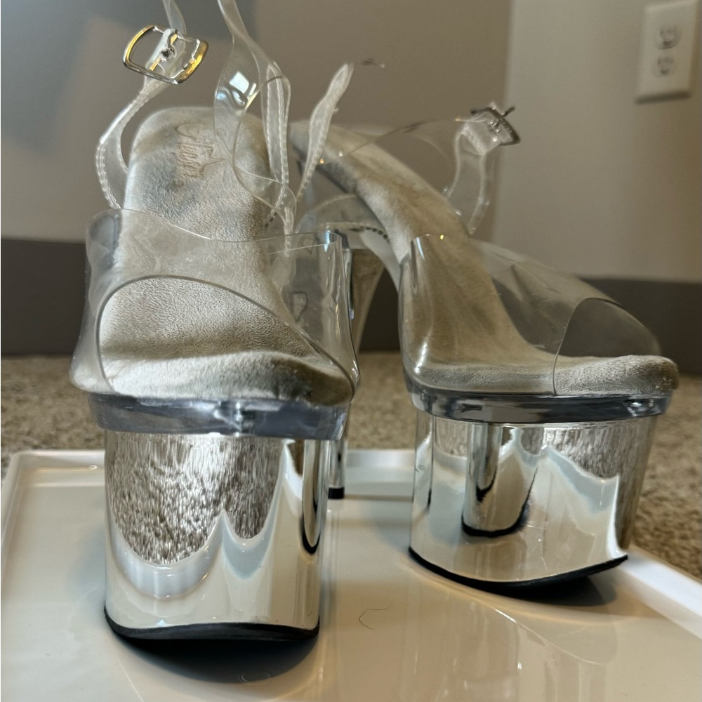 Used stripper heels - Picture 5 of 8
